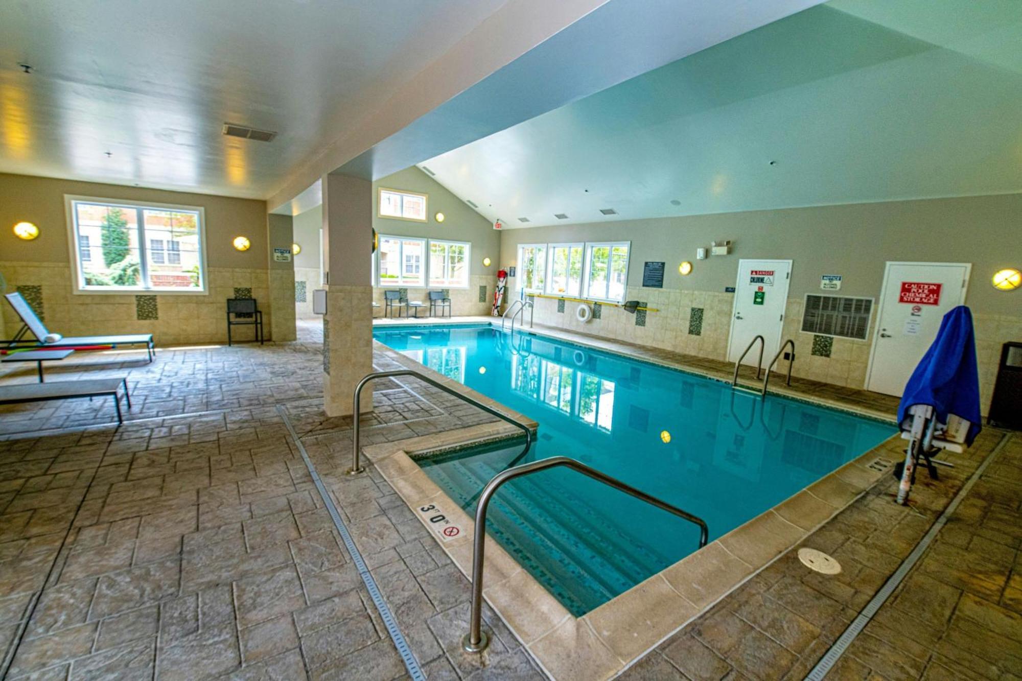 Residence Inn By Marriott Woodbridge Edison/Raritan Center Екстер'єр фото